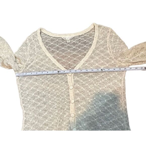 Krazy Kat Ivory Cream Open Knit Long Sleeve Button Front Lace hem Top - Picture 6 of 9